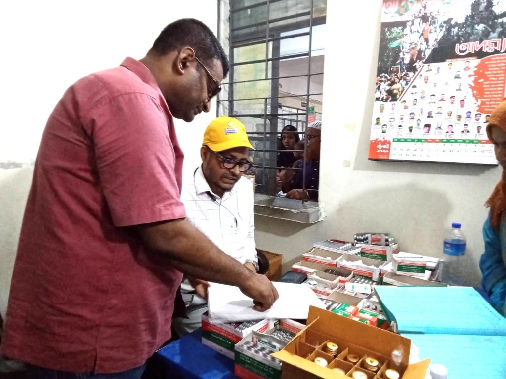 সিভিল সার্জন জয়পুরহাট মহোদয় কালাই উপজেলা স্বাস্থ্য কমপ্লেক্স পরিদর্শন করেন
